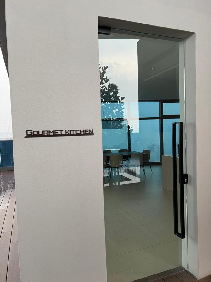 Crystal Suites At Eaton Klcc Kuala Lumpur Buitenkant foto